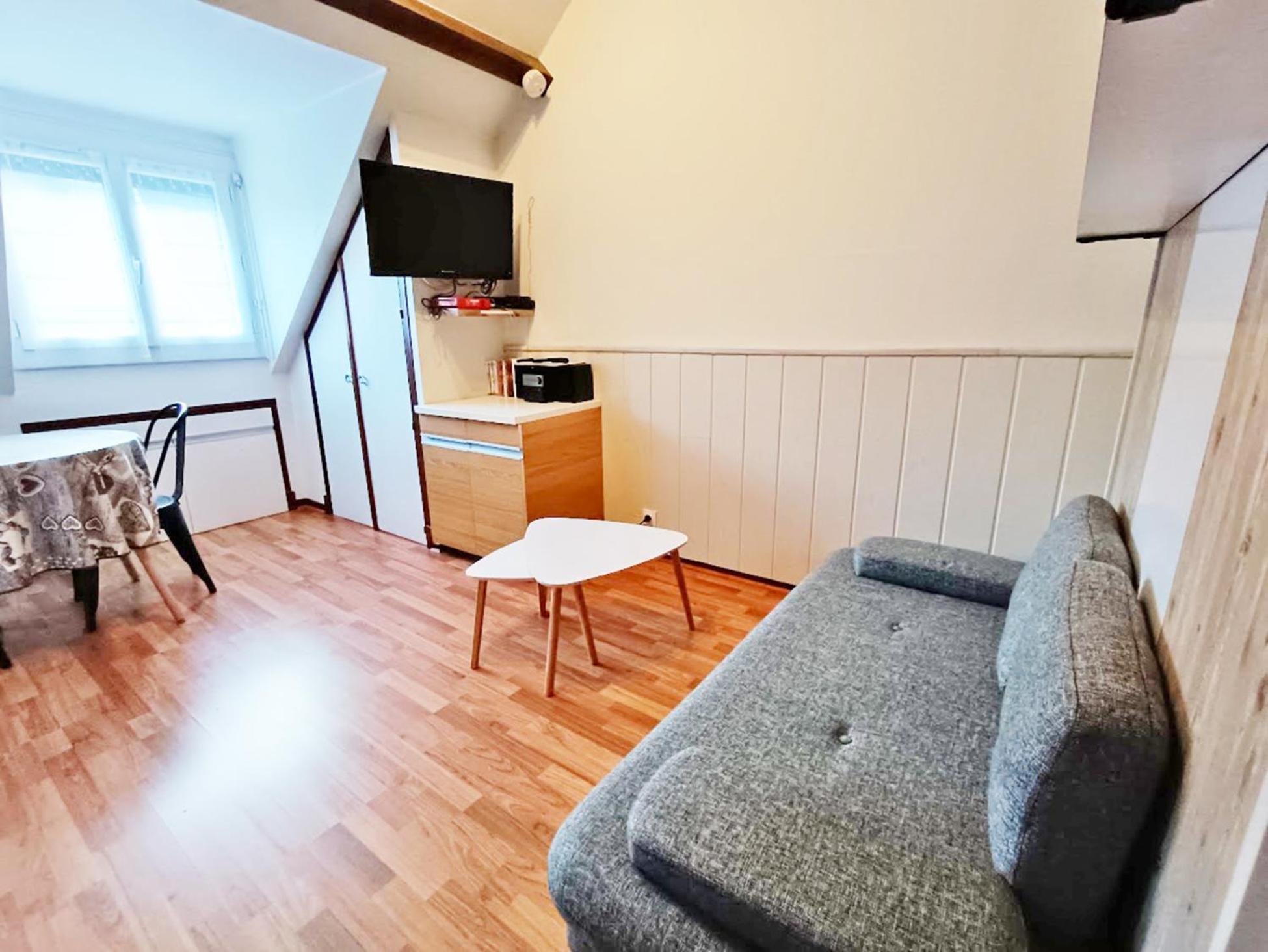Residence Des Jardins, Wifi, Centre Luchon Bagnères-de-Luchon Exteriör bild
